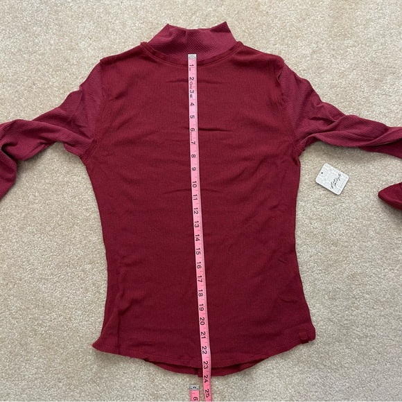 Free People We The Free JoJo Off Beat Long Sleeve Shirt Womens M Knit Thermal - Picture 11 of 11